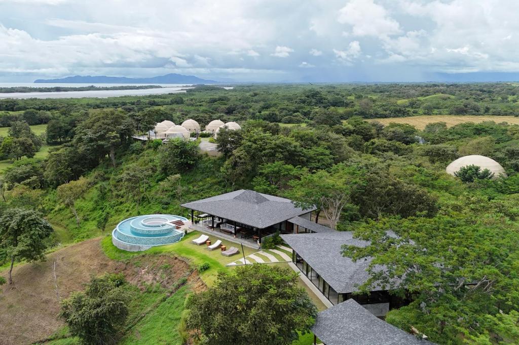 Alaya Panama photo 1
