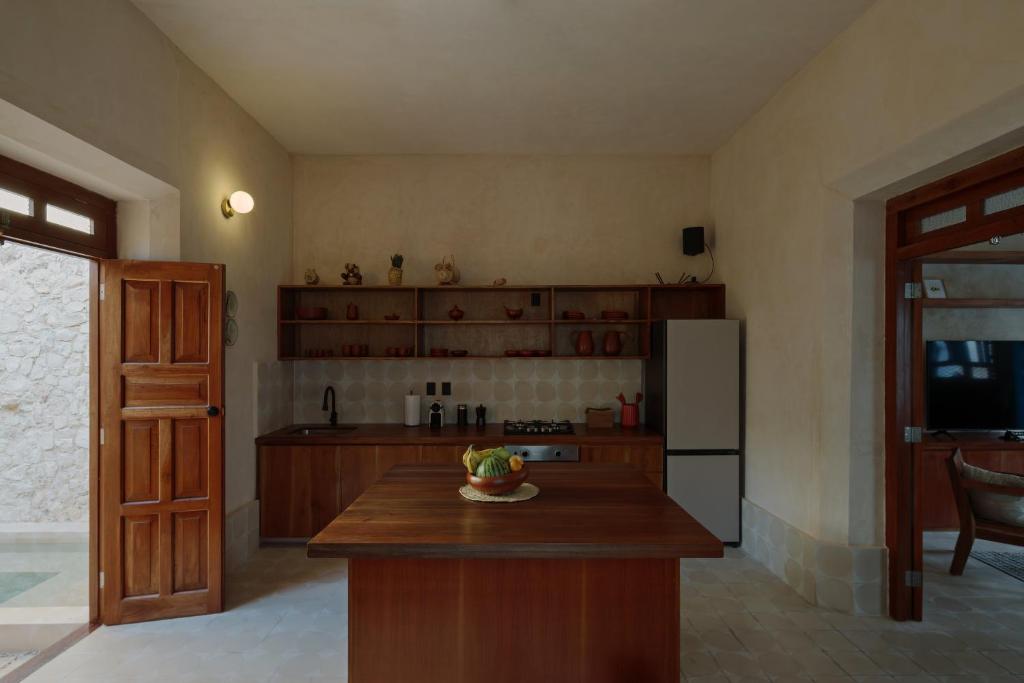Hermosa casa junto a la muralla photo 3