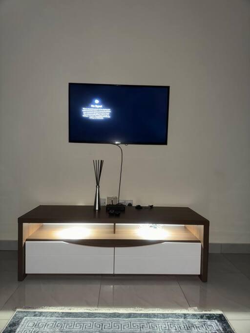 Cozy Luxe Apartment w/ WiFi & AC photo 2