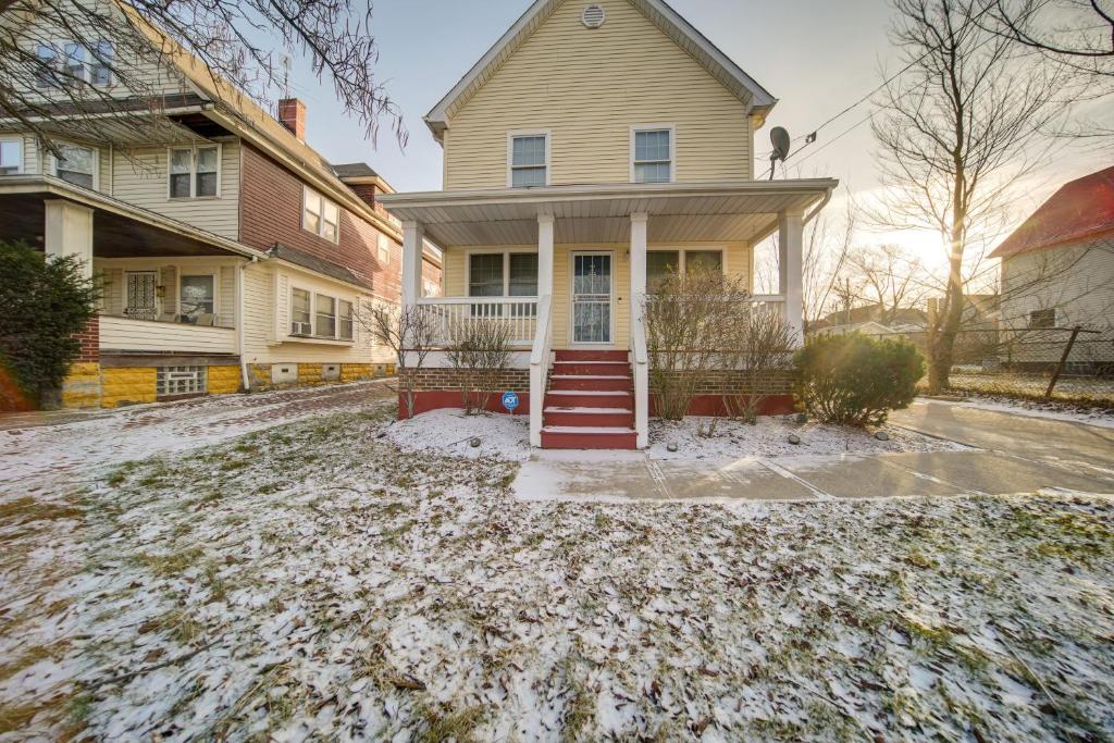 Charming Cleveland Home 5 Mi to Downtown! photo 2