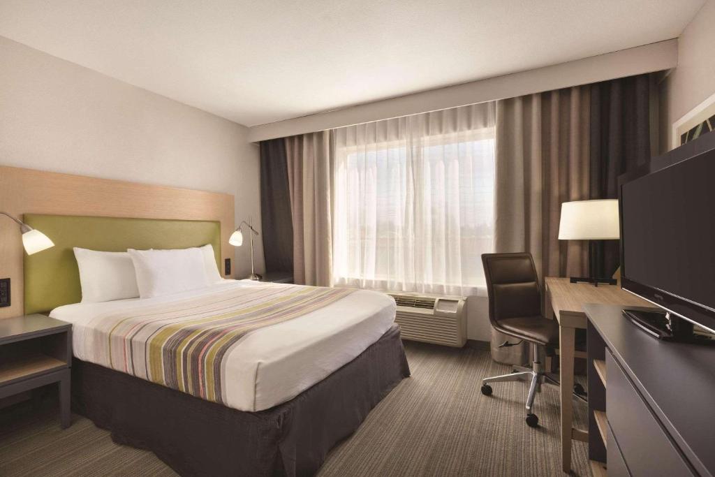Country Inn & Suites by Radisson, Fresno North, CA photo 3