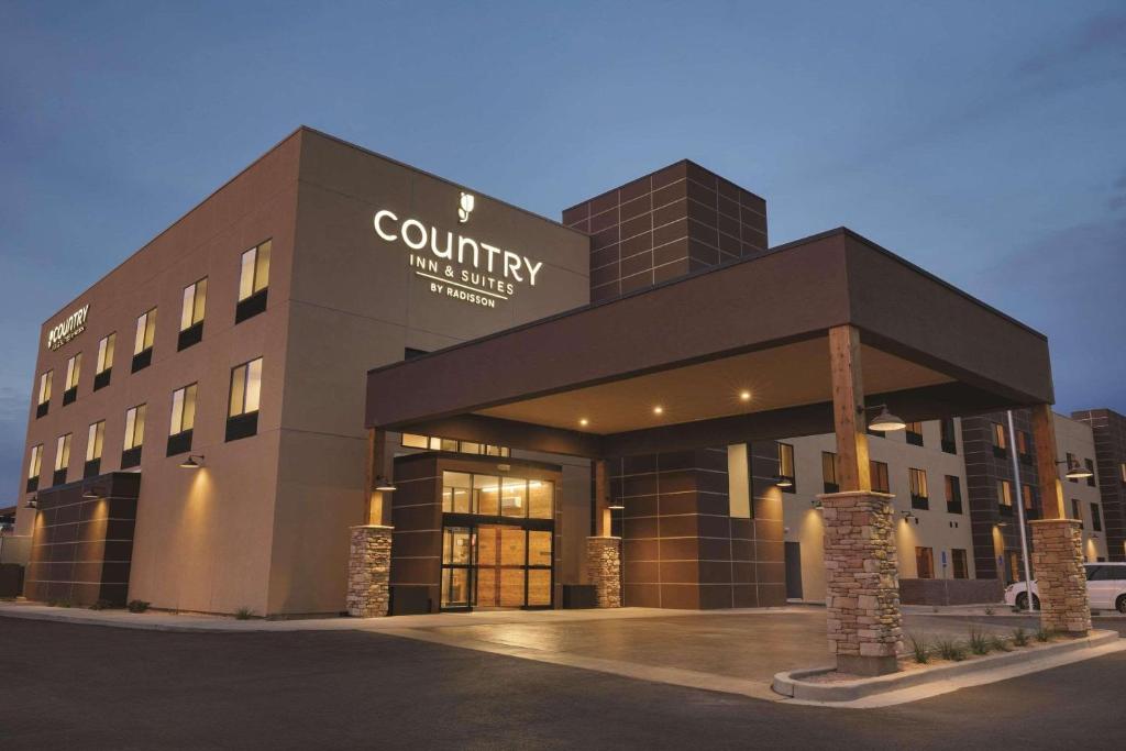 Country Inn & Suites by Radisson, Page, AZ image