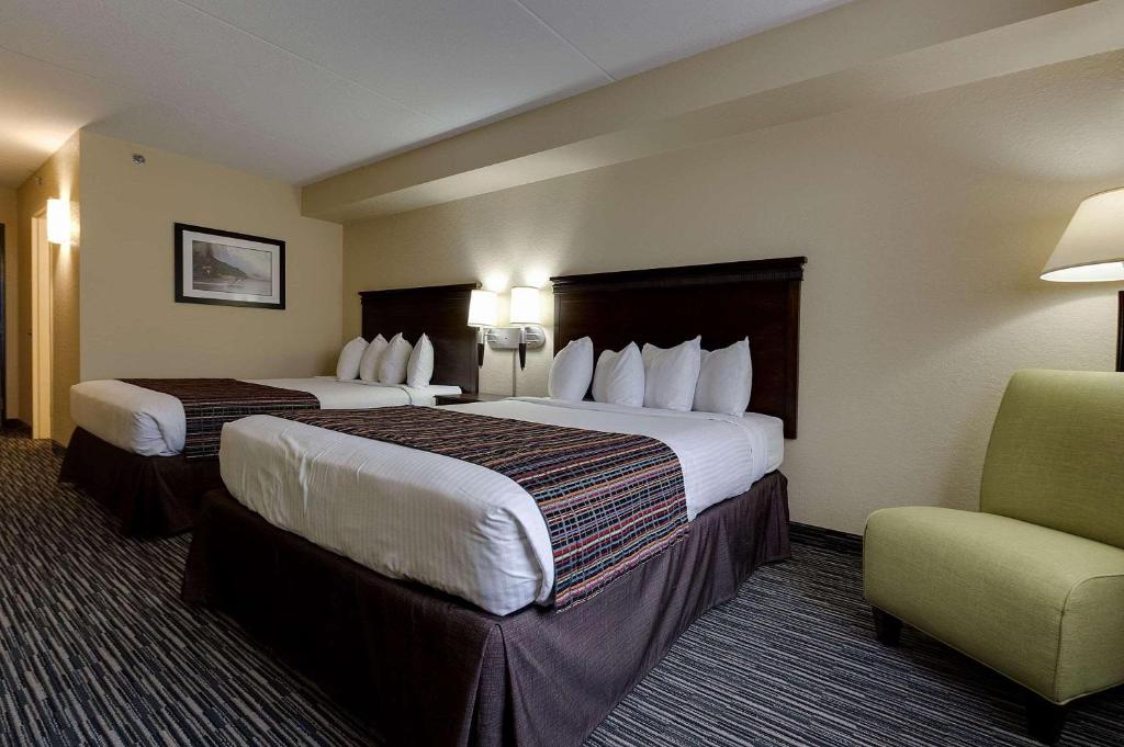 Country Inn & Suites by Radisson, Niagara Falls, ON photo 2