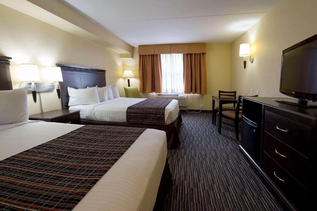 Country Inn & Suites by Radisson, Niagara Falls, ON photo 3