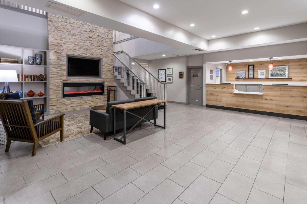 Country Inn & Suites by Radisson, Valdosta, GA photo 4