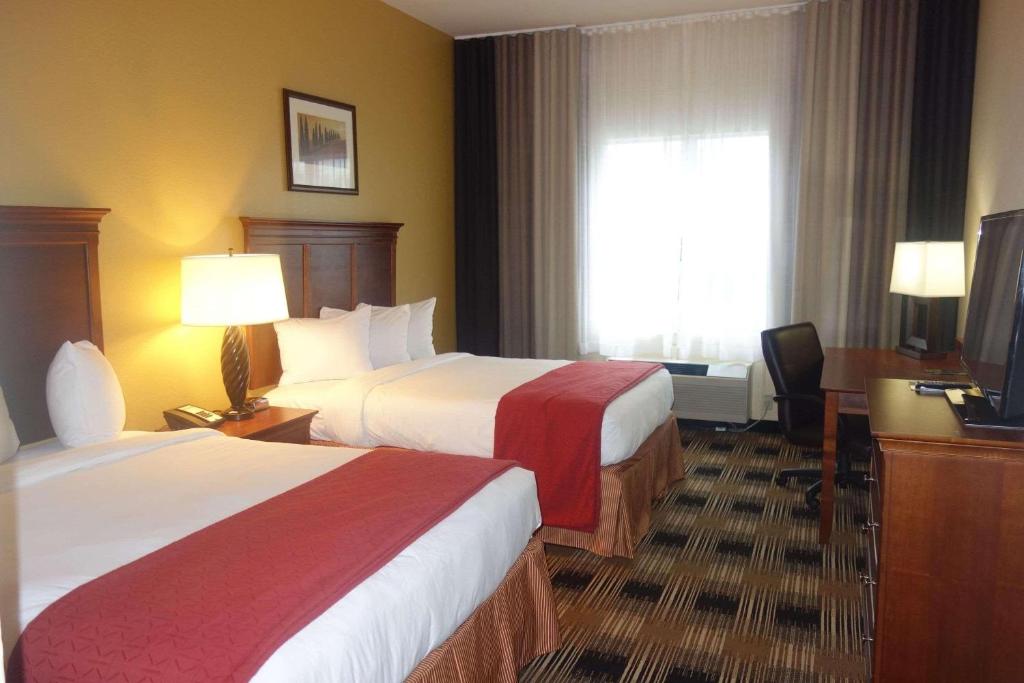 Country Inn & Suites by Radisson, Helen, GA photo 3