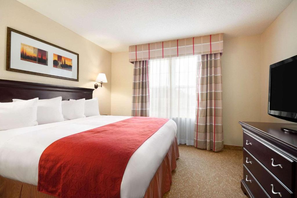 Country Inn & Suites by Radisson, Norcross, GA photo 4