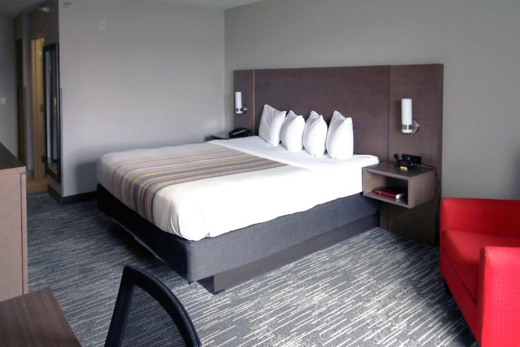 Country Inn & Suites by Radisson, Council Bluffs, IA photo 3