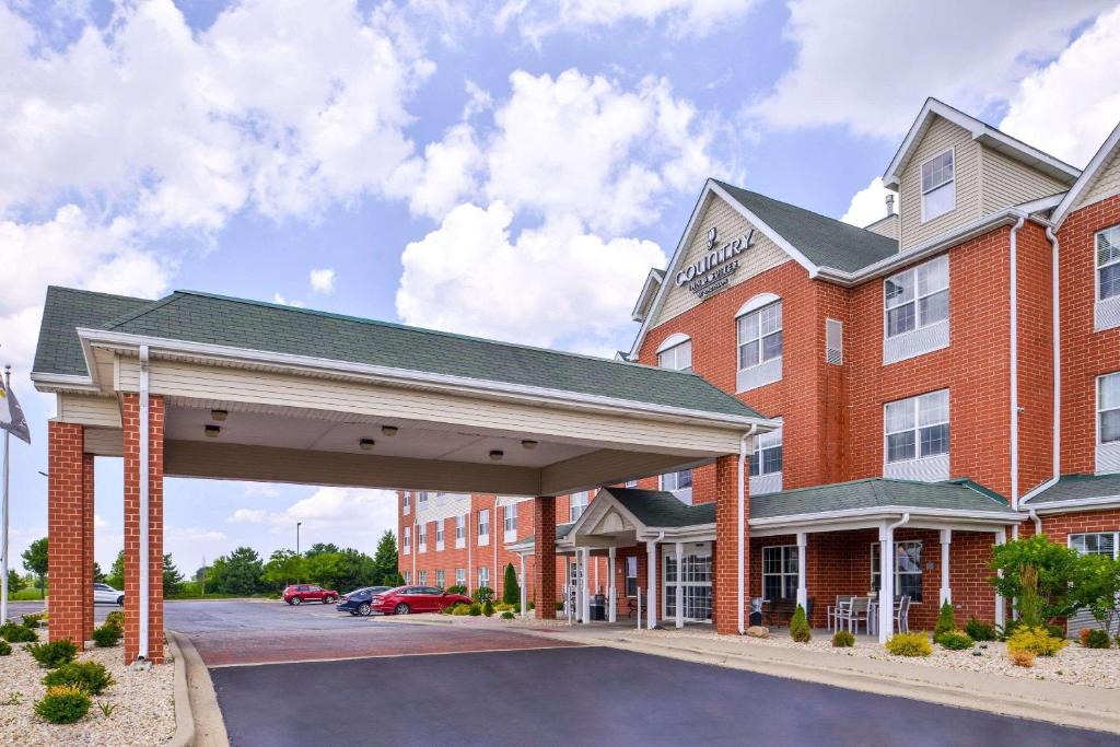 Country Inn & Suites by Radisson, Tinley Park, IL image