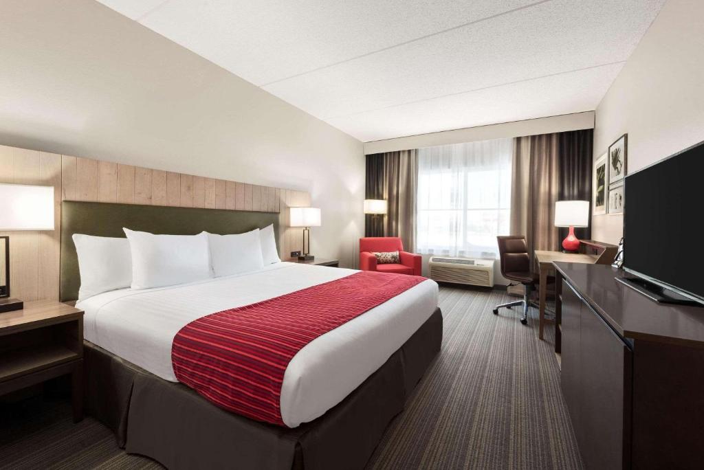 Country Inn & Suites by Radisson, Duluth North, MN photo 2