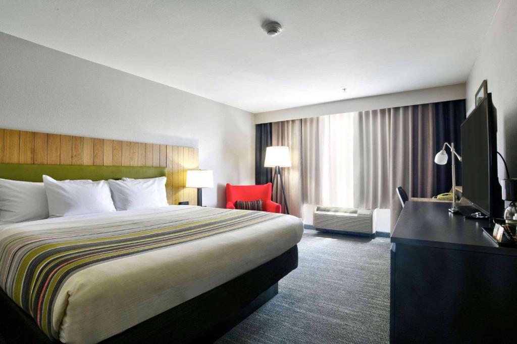Country Inn & Suites by Radisson, Oklahoma City Airport, OK photo 3