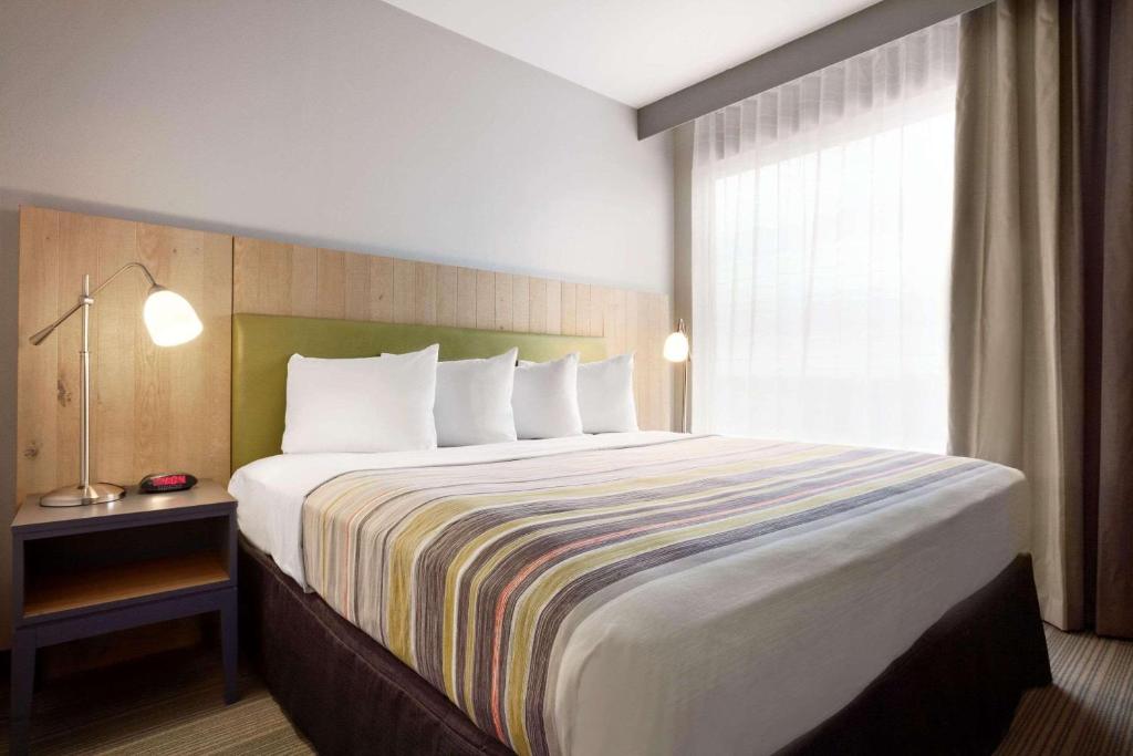 Country Inn & Suites by Radisson, Enid, OK photo 4