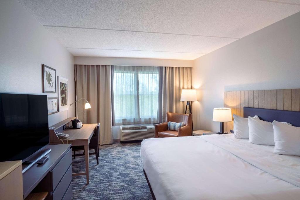 Country Inn & Suites by Radisson, State College (Penn State Area), PA photo 2