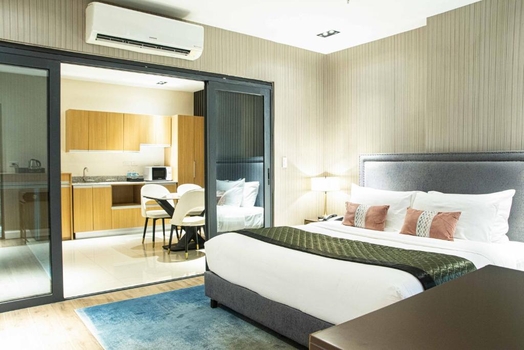 Noble Cebu Hotel photo 1