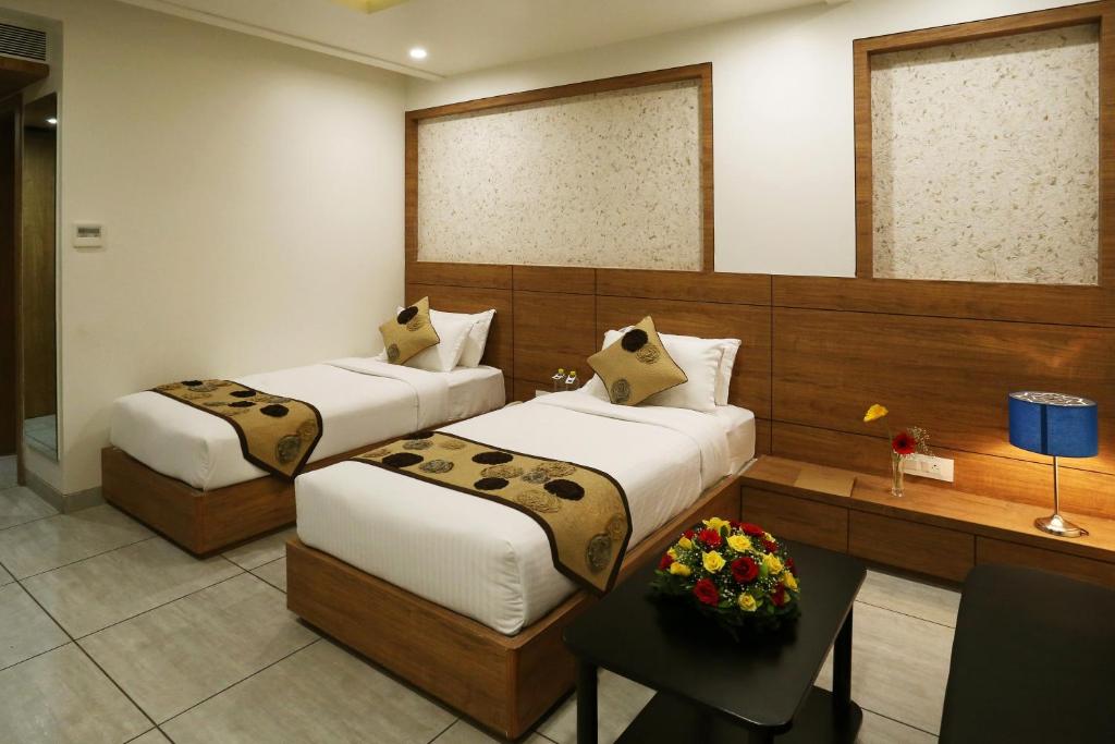 Grand Kailash Hotel photo 2