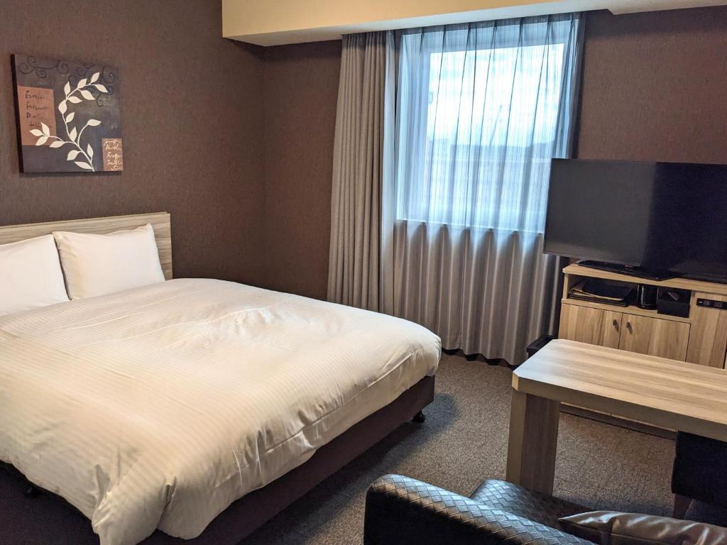 HOTEL ROUTE-INN Chiba Hamano -Tokyowangan doro- photo 4