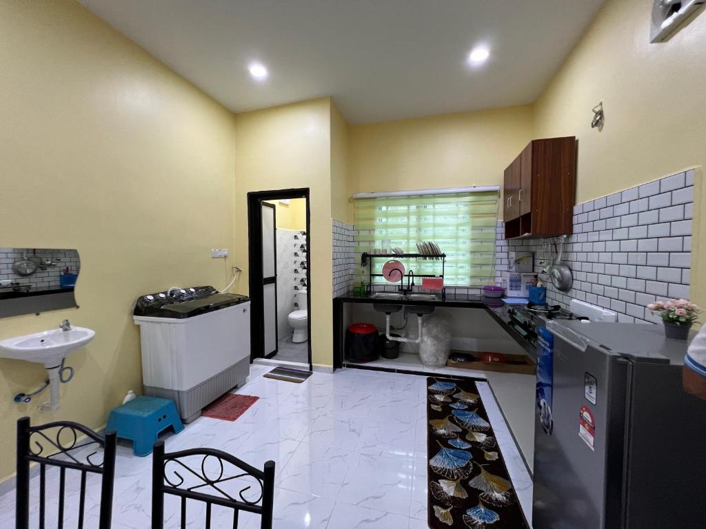 Homestay Desa D Junjung Islam Guest Only photo 2