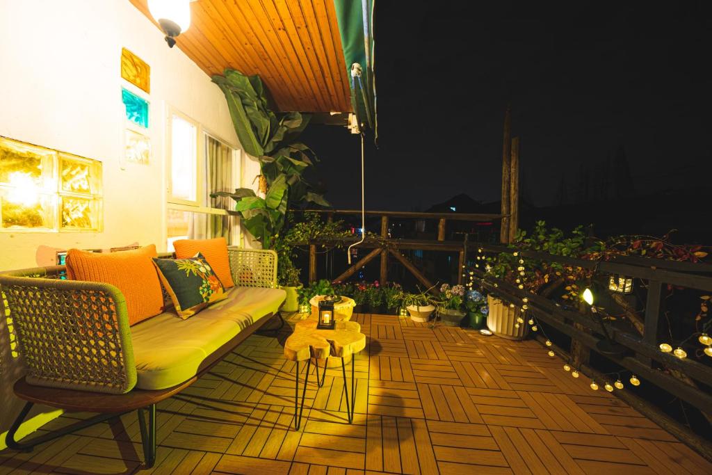Shanghai River View Villa photo 4