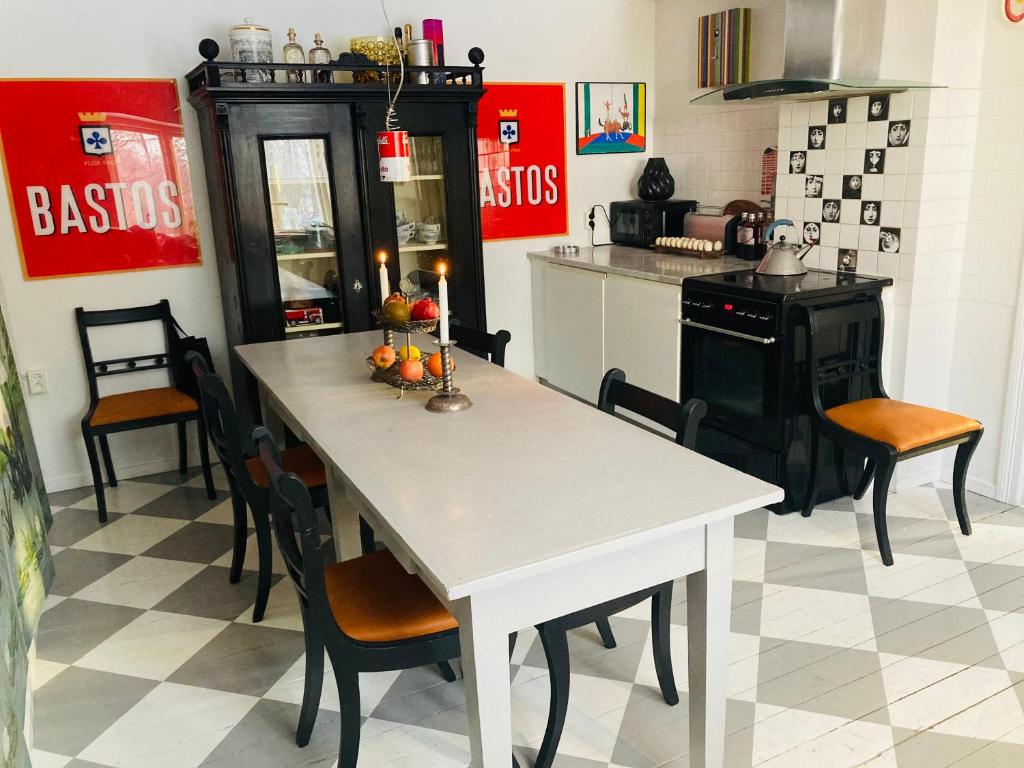 Det lilla huset på landet photo 1