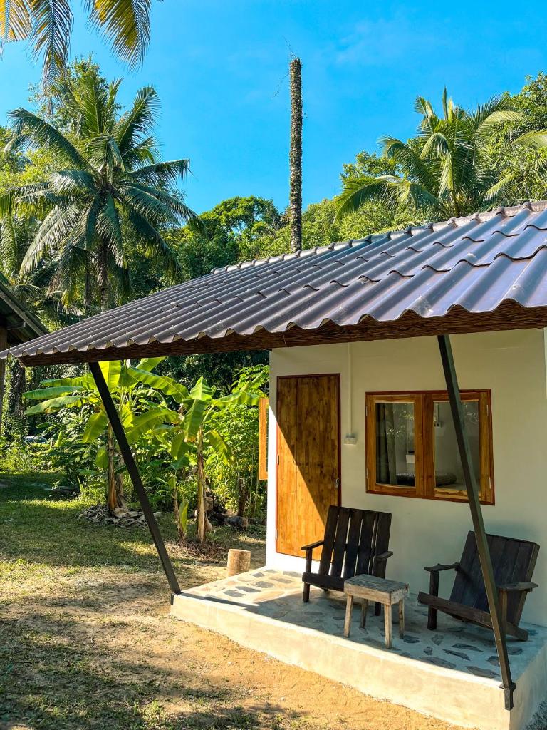 Eve house koh kood photo 2