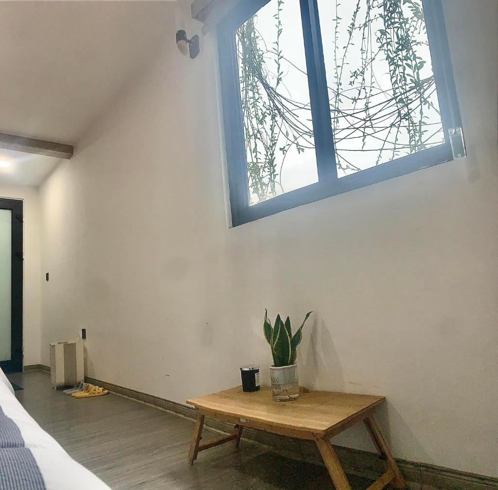 Studio Room 3288NH-402