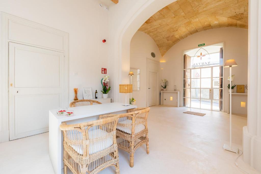 Yartan Boutique Hotel - Adults Only photo 1