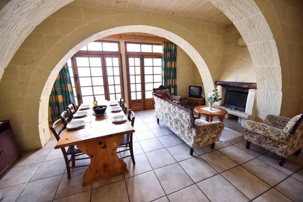 Tal-Bahar Farmhouse, Zebbug Gozo photo 1
