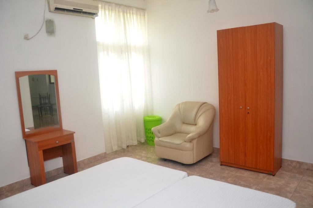 Sea View Luxury Beach Apartment in Mount Lavinia photo 3