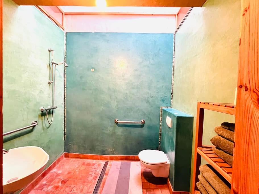 Große Wohnung in alter Brennerei photo 1