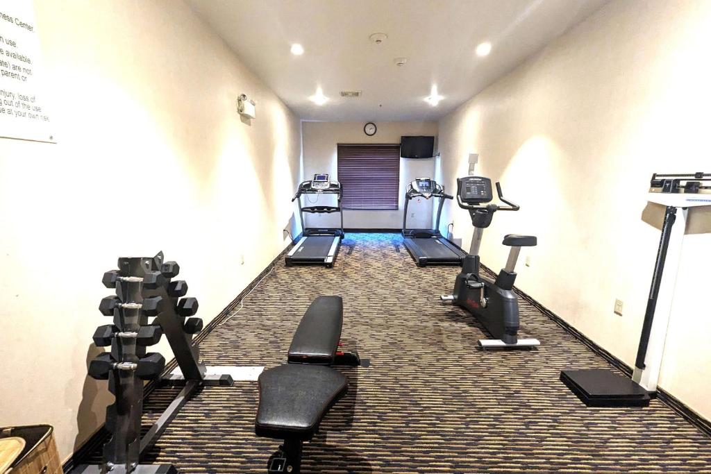 Ramada by Wyndham Prince Albert photo 3