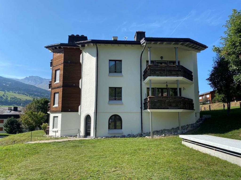 Casa Surselva Wohnung Nr. 5 Marti photo 1