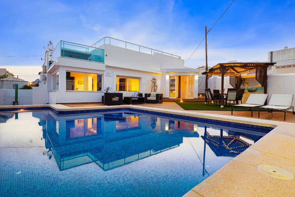 Casa Blanca Spaniahome