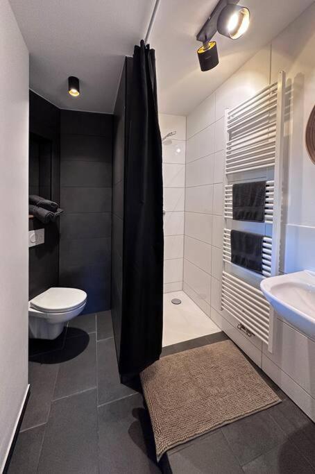 Weimarer Modern Woody Apartment photo 2