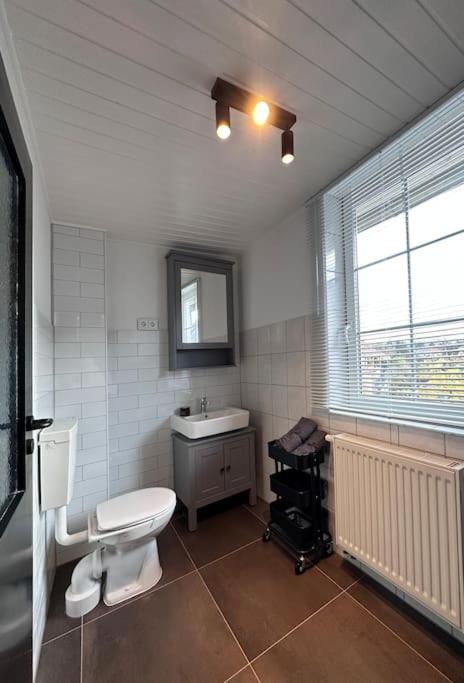 Weimarer Modern Woody Apartment photo 3