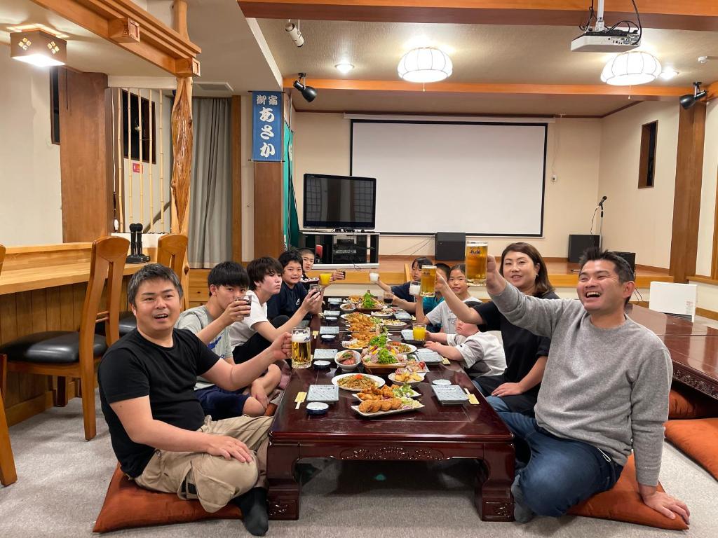 源泉かけ流しの露天風呂を独り占め！一棟貸切旅館「御宿あさか」29名まで宿泊可 photo 4