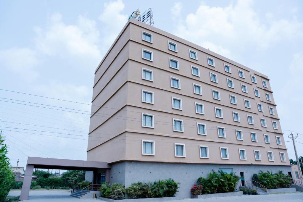 OAKTREE HOTEL photo 3