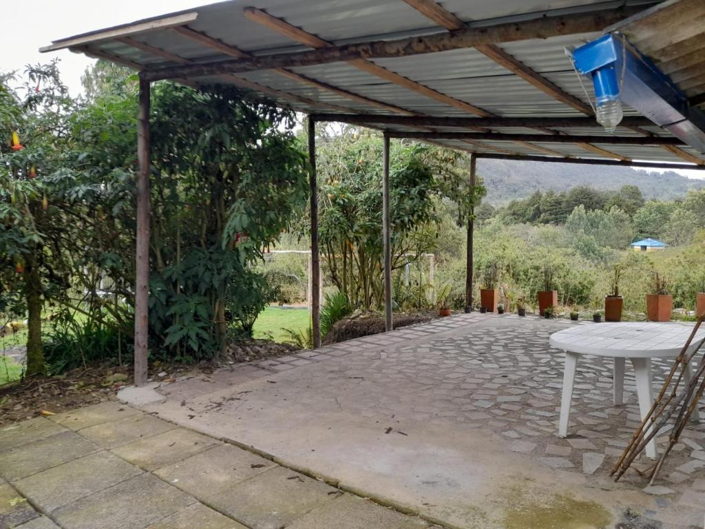 Acogedora cabaña entre las montañas de La Calera- Colombia photo 3