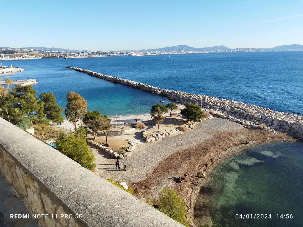 GITE RÉNOVÉ CALANQUES LA VESSE photo 2