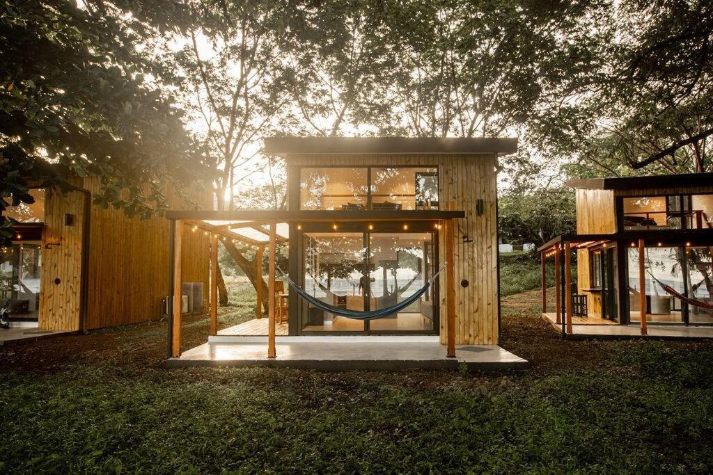 Body - Tiny Home Venao Cove