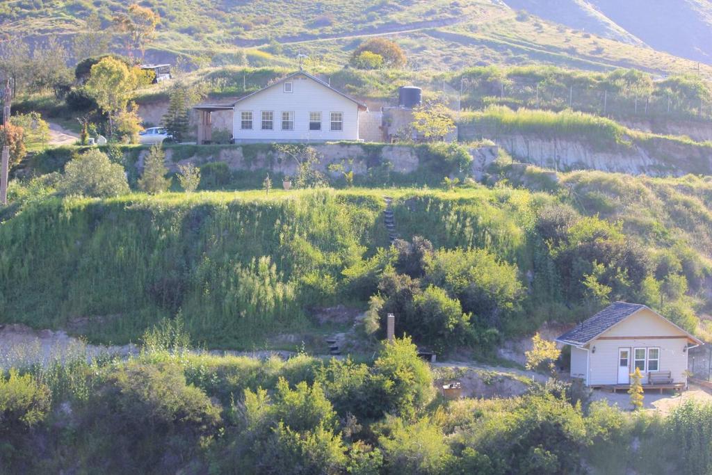 Casa de campo en la montaña (incluye 2 cabañas) photo 1