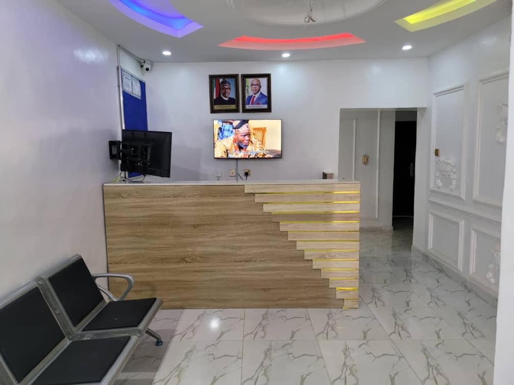 B&Y ROYAL BAR & LOUNGE ADIGBE ROAD ABEOKUTA NEAR ADIGBE POLICE STATION AFTER PANSEKE photo 2