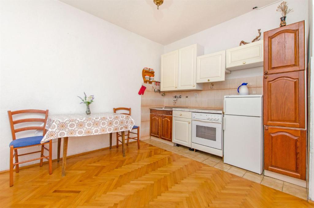 Apartments Bozjidar photo 1
