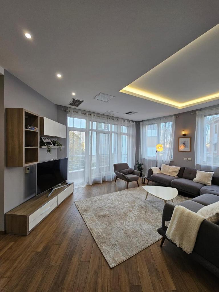 Elite Villa photo 2