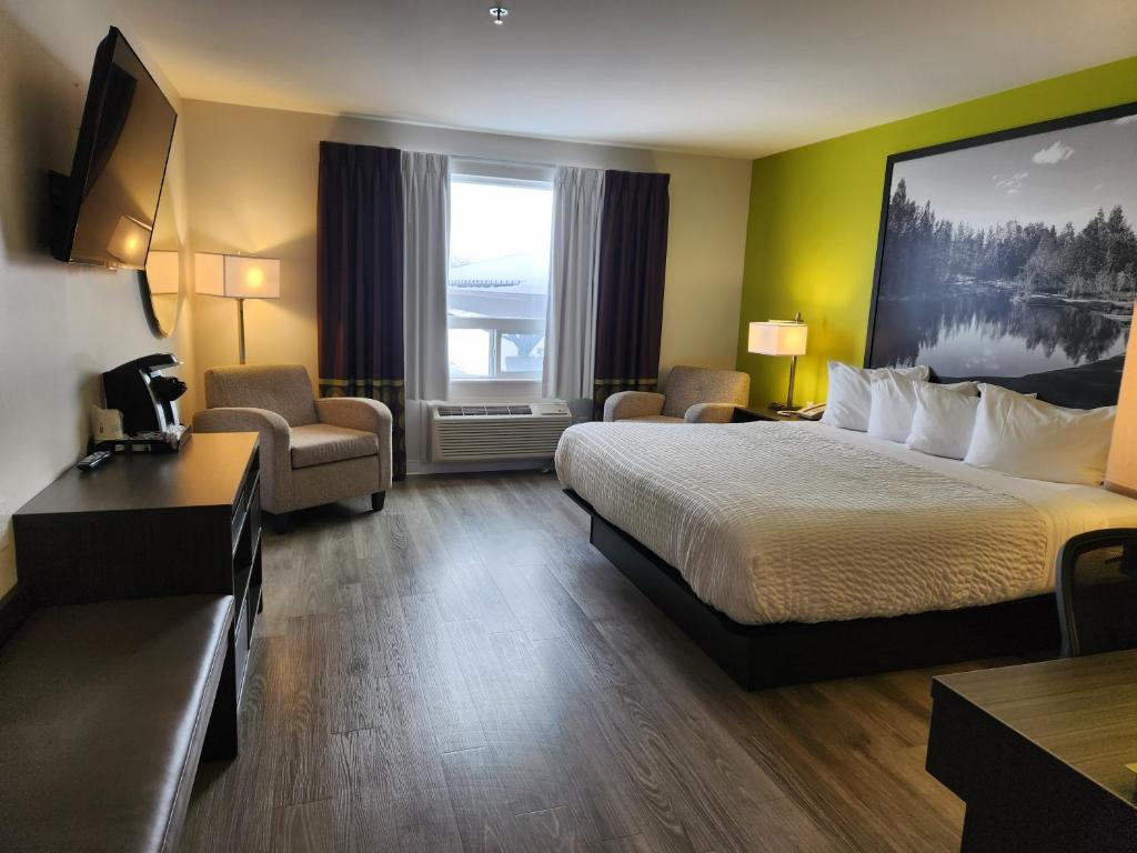 Super 8 by Wyndham Winnipeg East MB photo 4