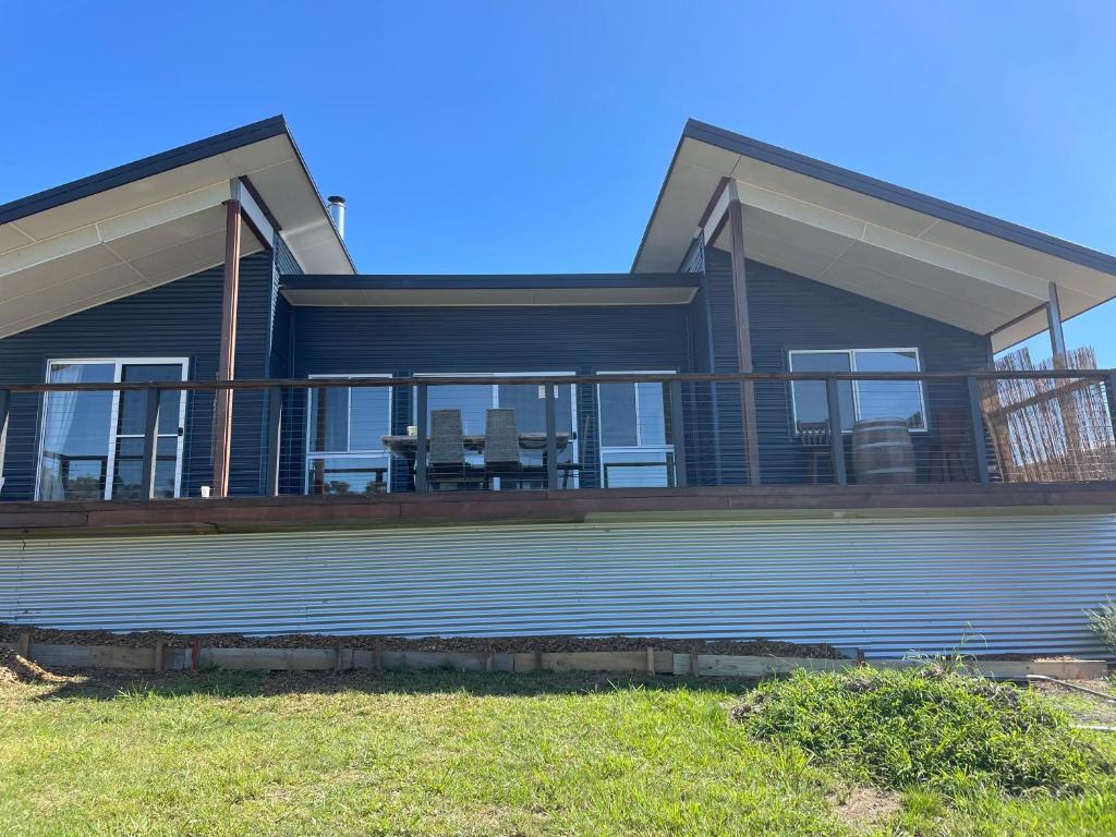Sapphire Lodge photo 2