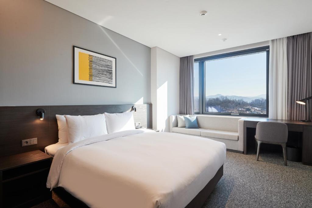 Nine Tree Premier Hotel Seoul Pangyo photo 1