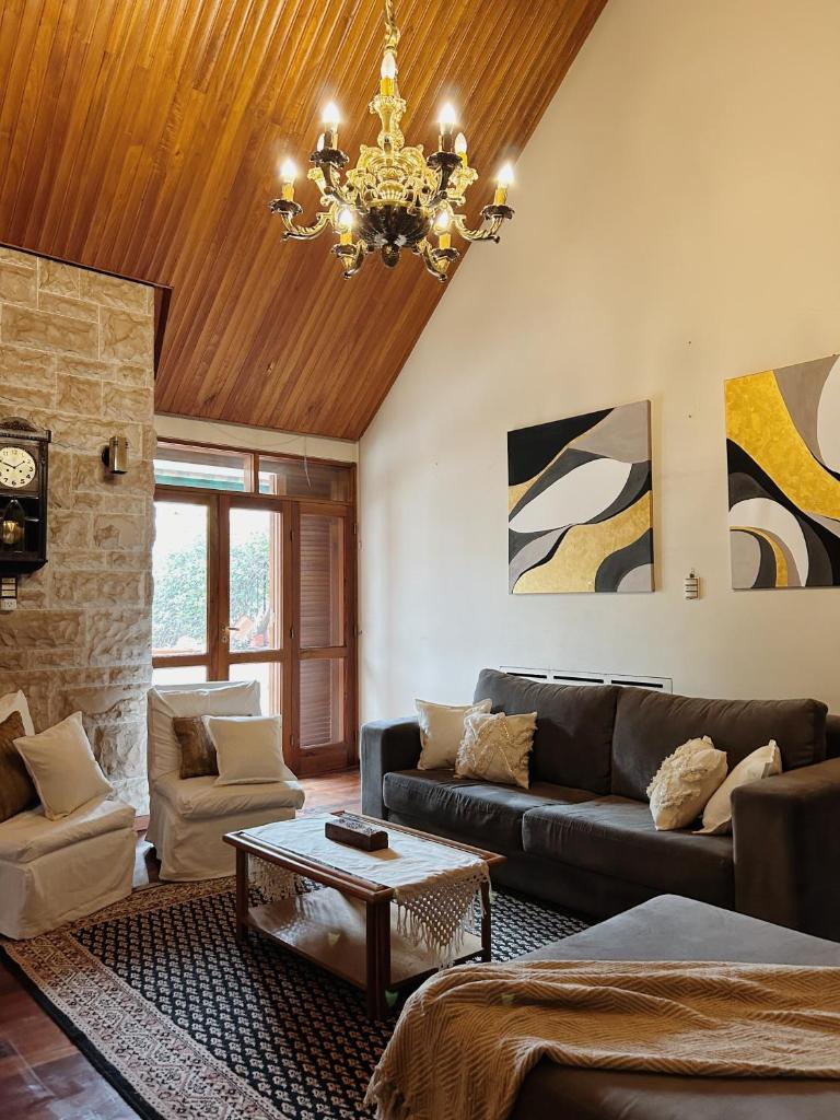 Casa Cedro, en el centro de Mendoza. photo 1