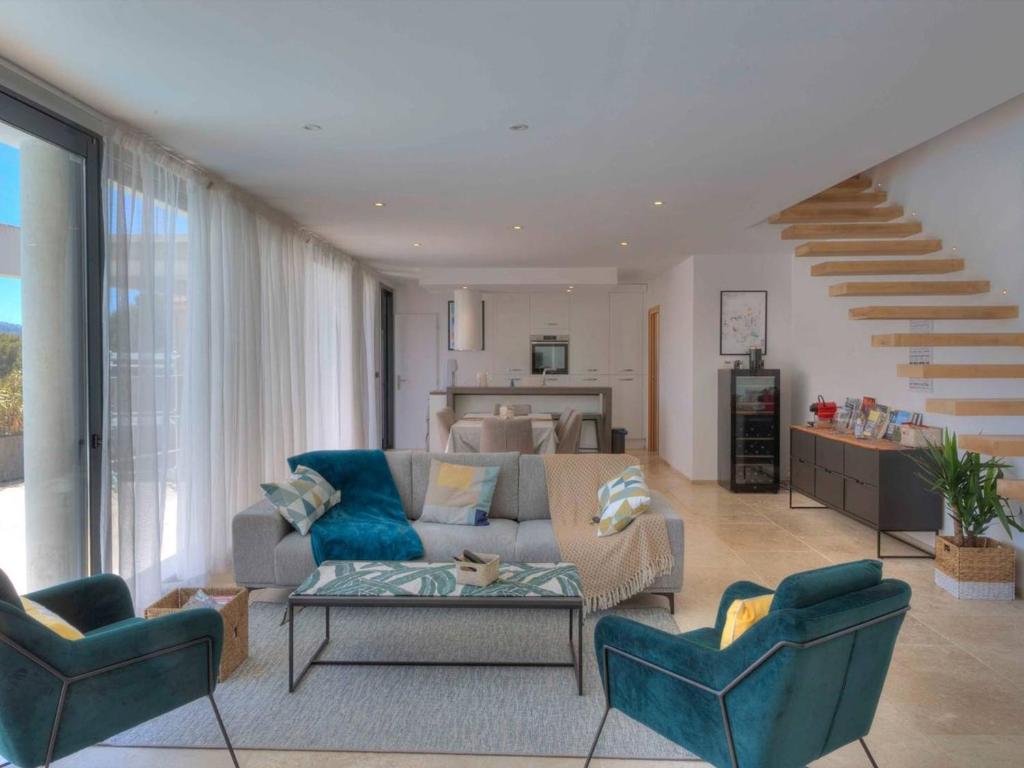 Villa La Cadière-d'Azur, 5 pièces, 8 personnes - FR-1-770-21 photo 1