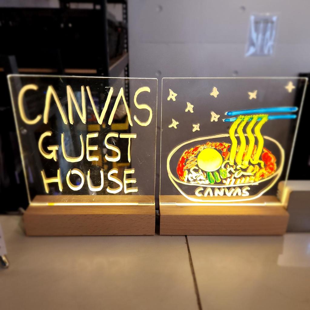 CANVAS BLACK Guesthouse photo 1