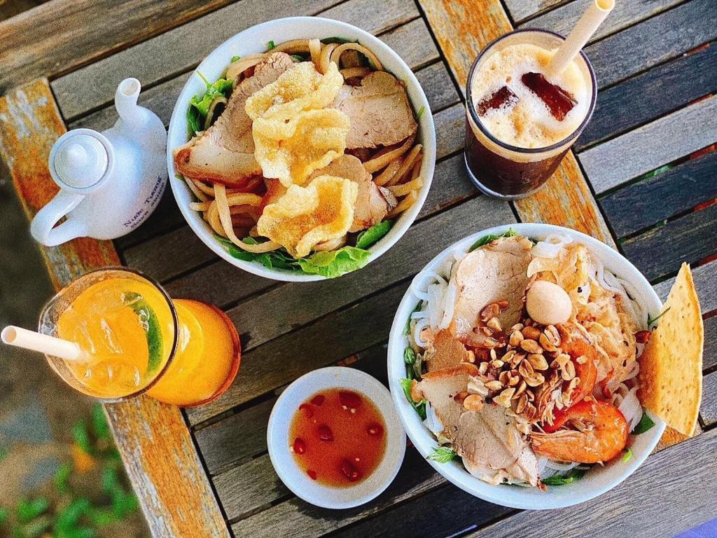 The Corner Riverside Villa